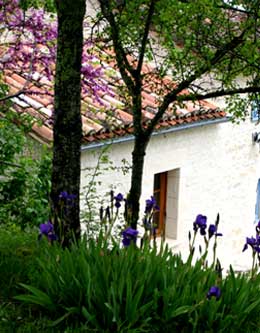 bienvenue à L'Oustalou - Chambres et table d'hôtes à Flaugnac (Lot - France)